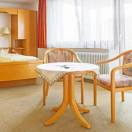 Gasthof Und Zum Kreuz 3*