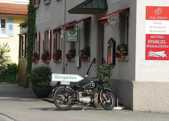 Und Zum Kreuz 3*